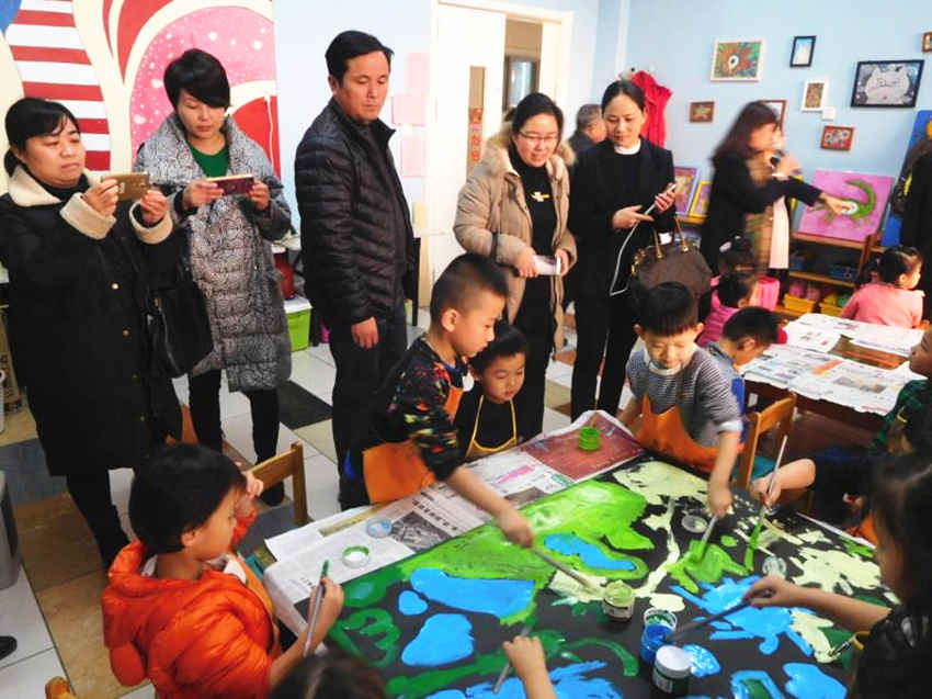 凝心聚力促發(fā)展，共繪藍圖譜新篇——菏澤市中華職教社文化教育專委會委員共商教育發(fā)展大計